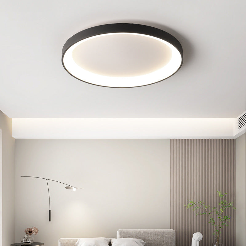 Elias Minimal Ceiling Light – Metal Frame