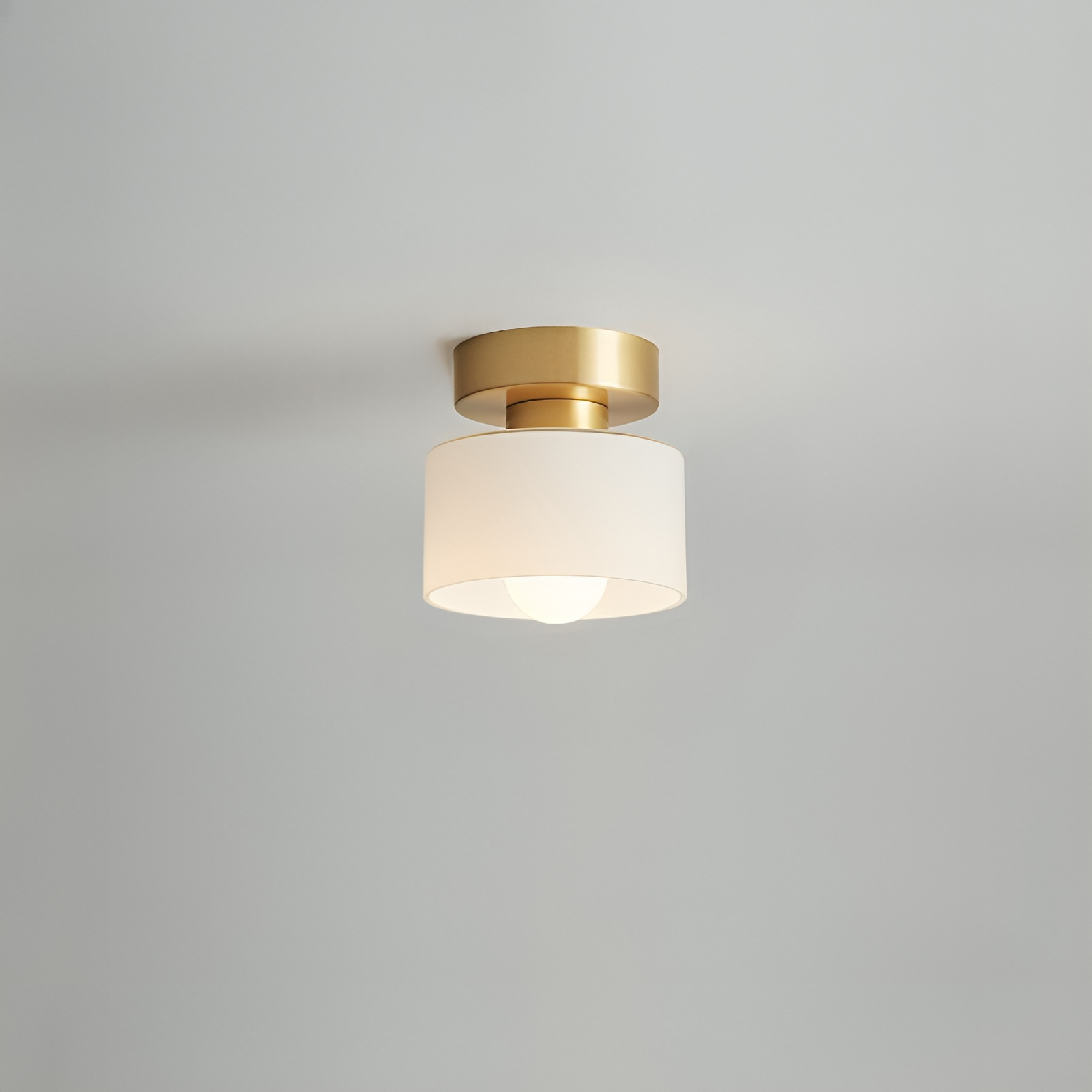 Elias Modern Ceiling Light – Metal Design