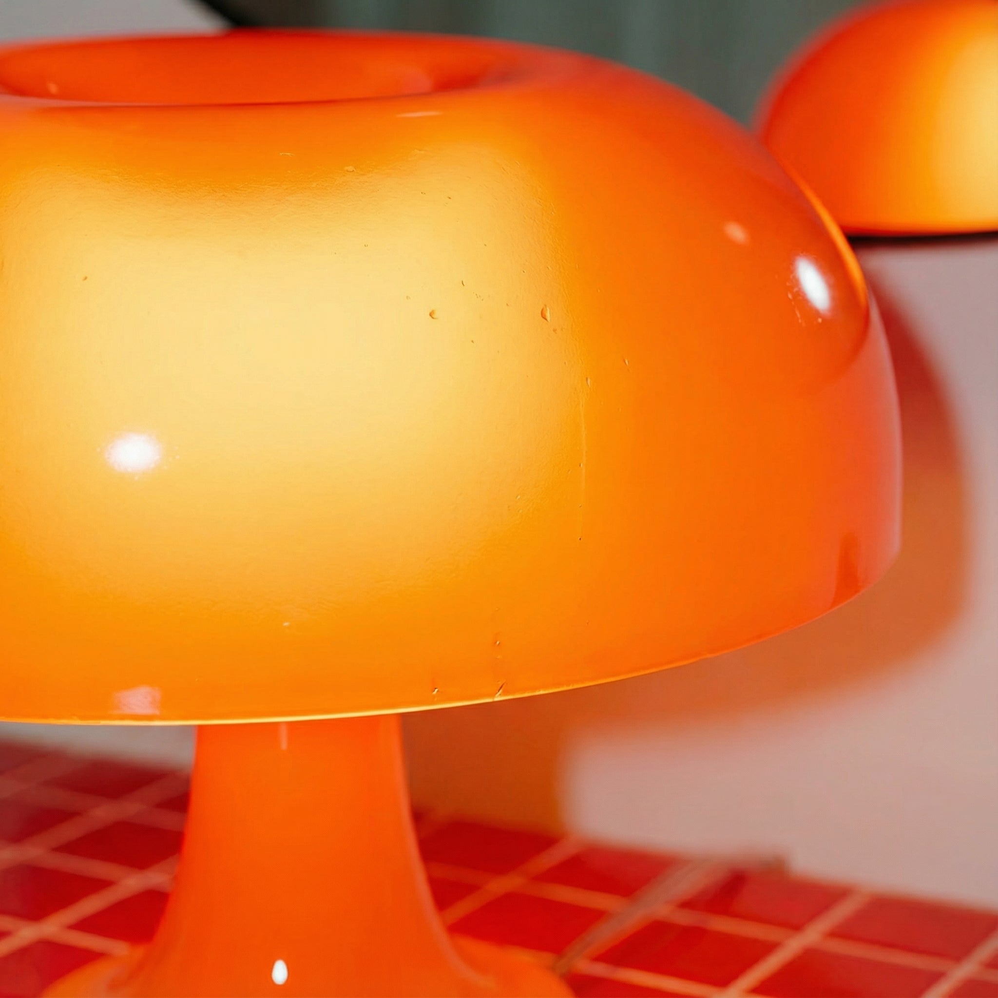 Table Lamp | Retro Mushroom Design with Warm Glow for Cozy Ambiance